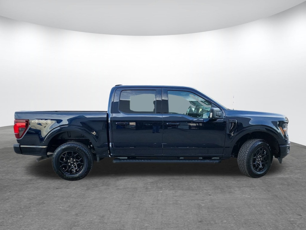 New 2025 Ford F-150 XLT Truck SuperCrew Cab
