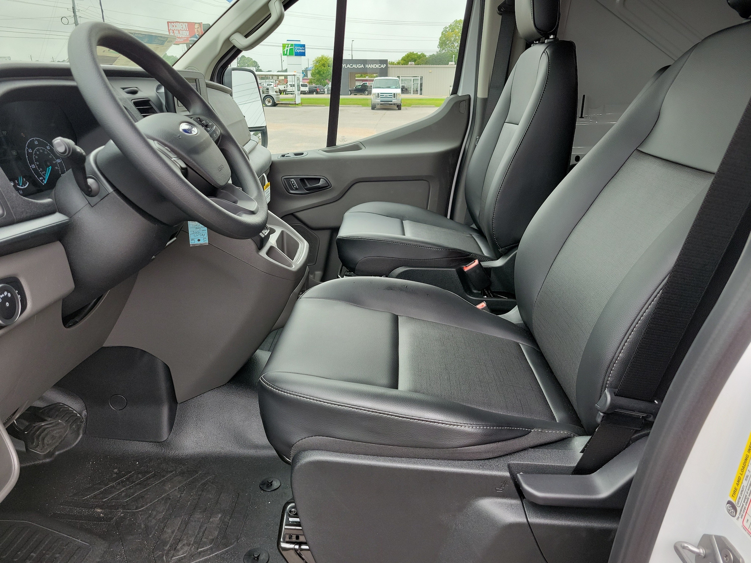 2025 Ford Transit Van Base - Photo 14