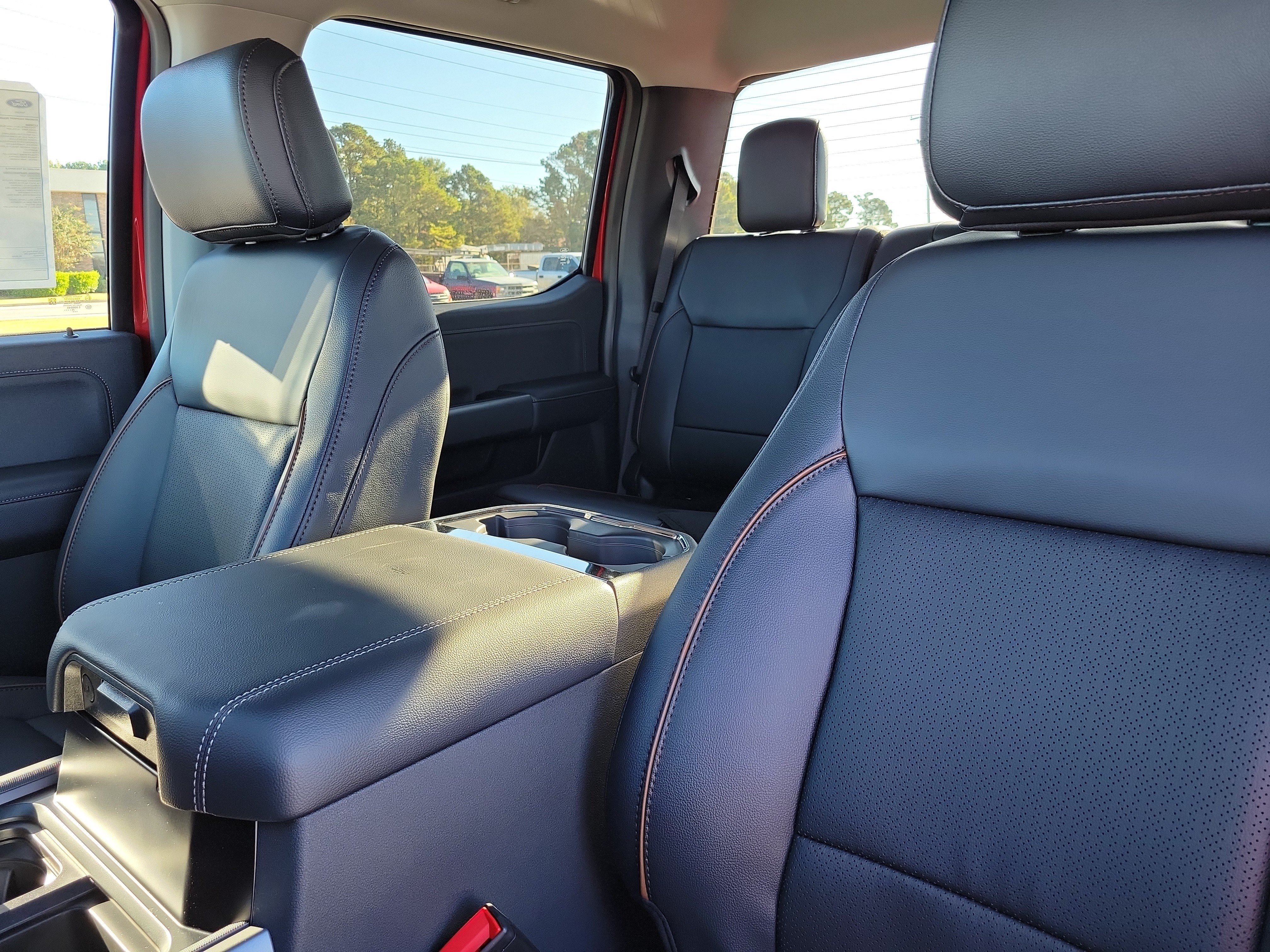 2026 Ford F-350 Super Duty Lariat - Photo 14