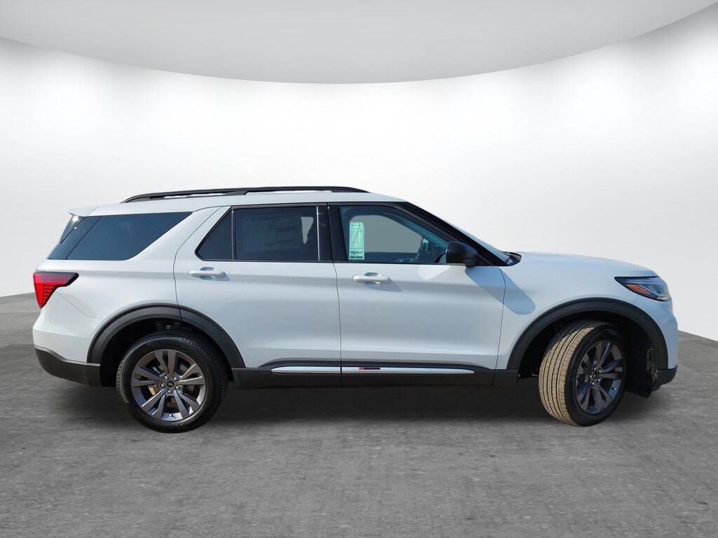 New 2025 Ford Explorer Active SUV