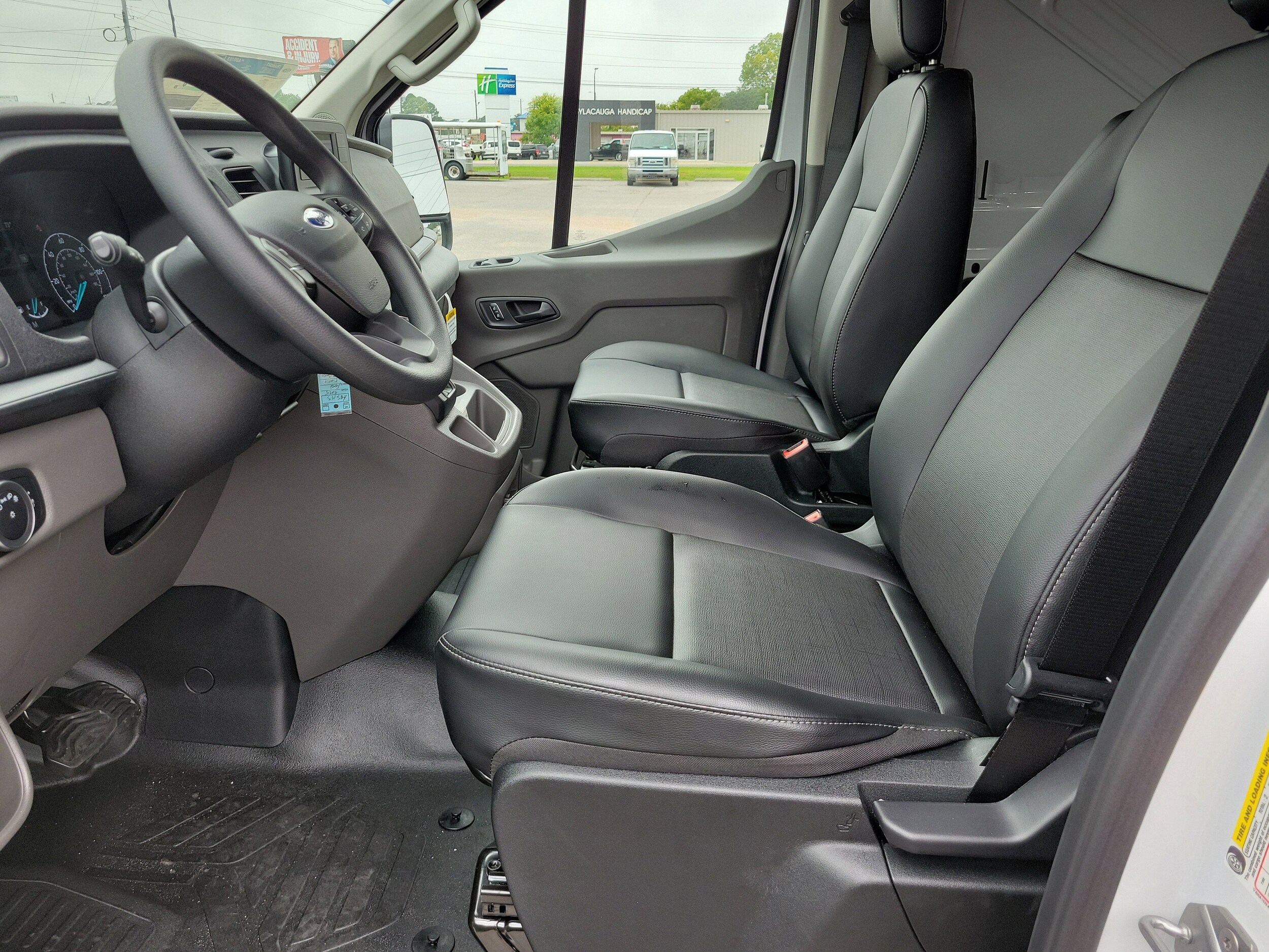2025 Ford Transit Van Base - Photo 14