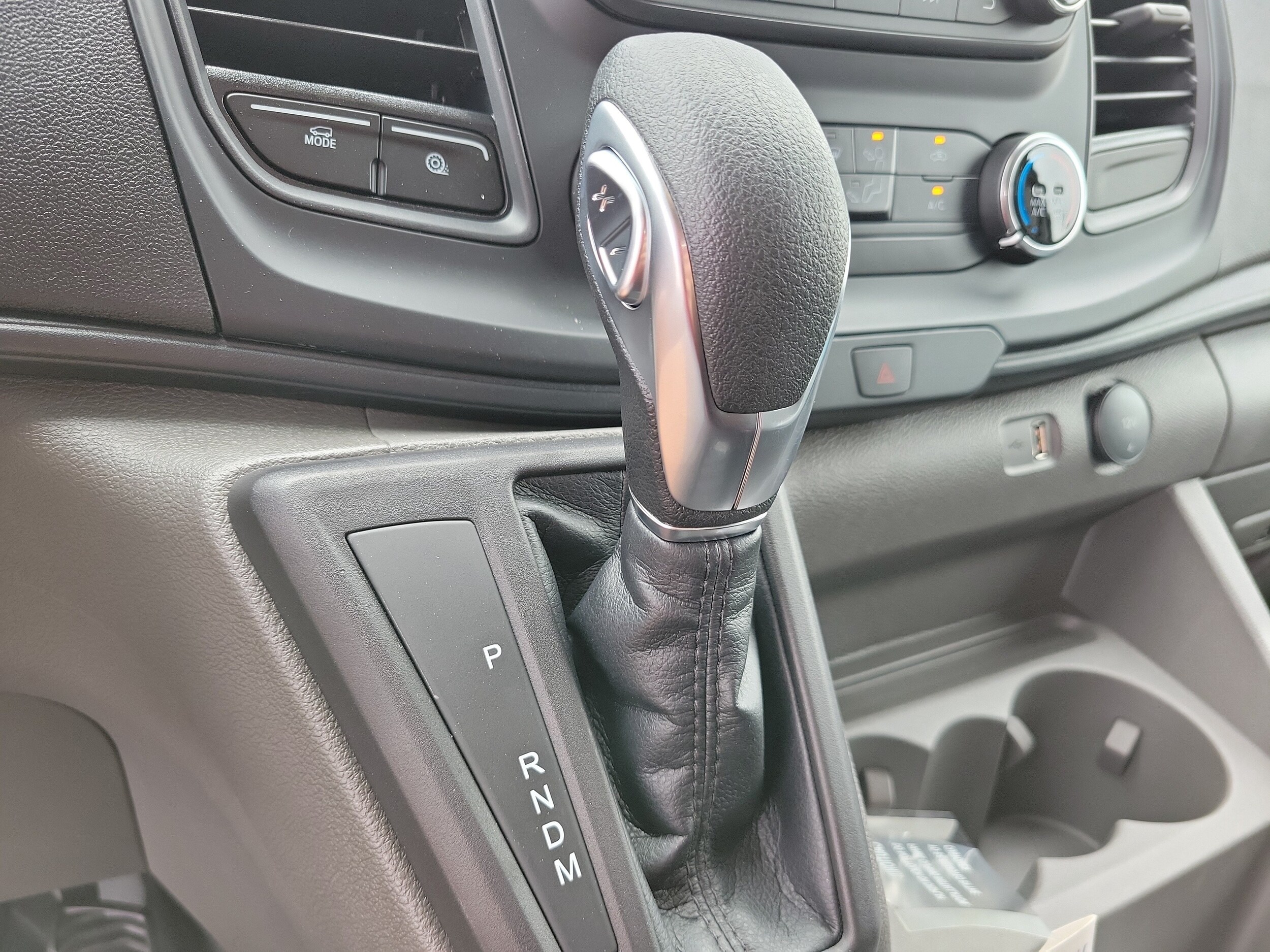 2025 Ford Transit Van Base - Photo 23