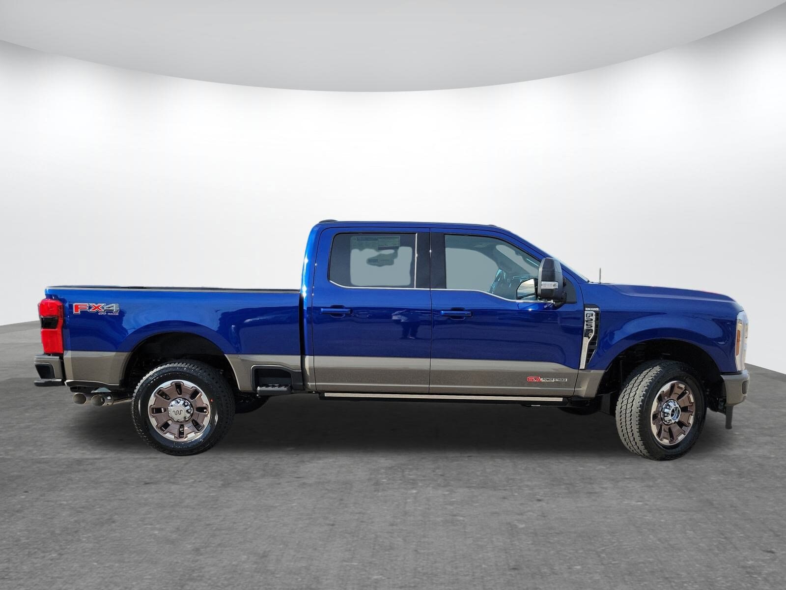 2026 Ford F-250 King Ranch photo 3