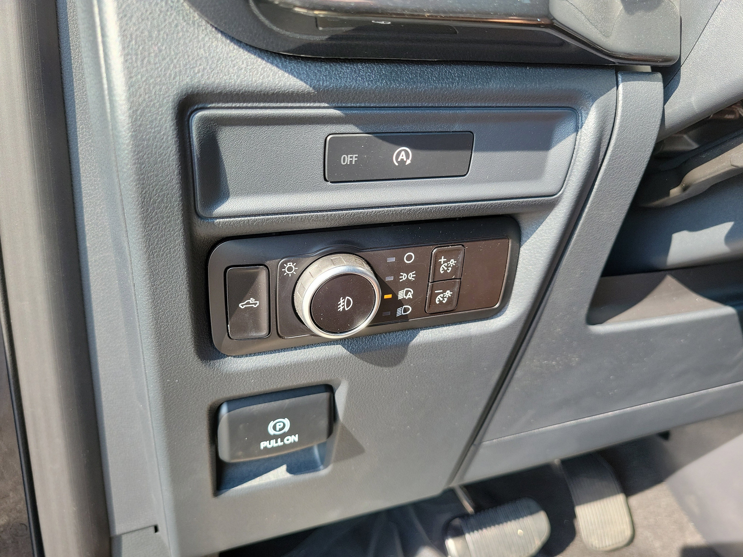 2025 Ford F-150 STX - Photo 30