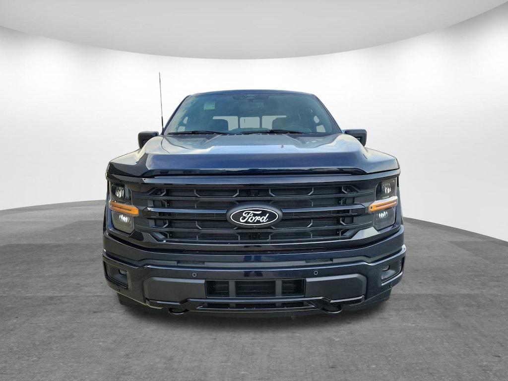 New 2025 Ford F-150 XLT Truck SuperCrew Cab