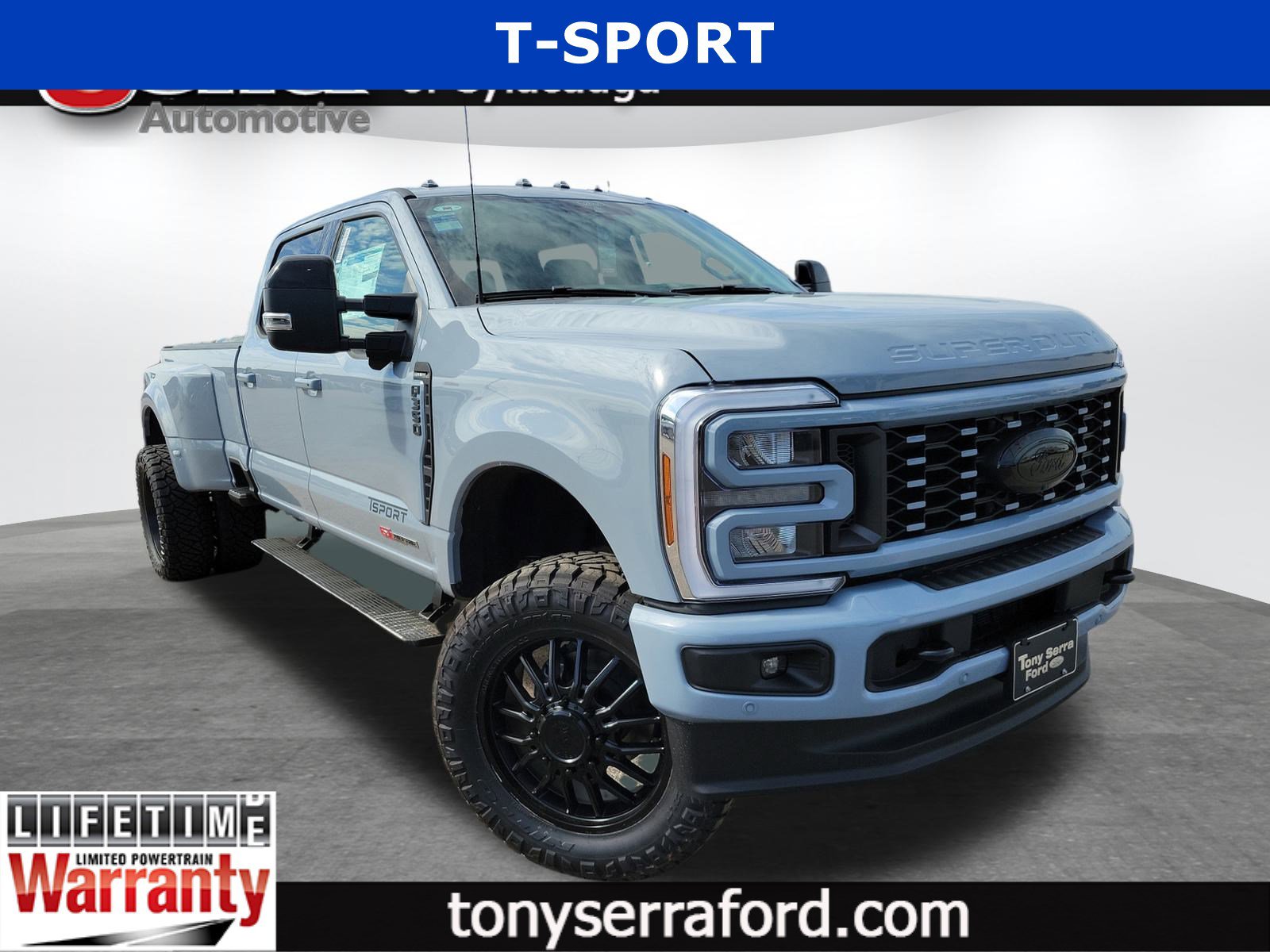 2025 Ford F-350 Super Duty Lariat's photo