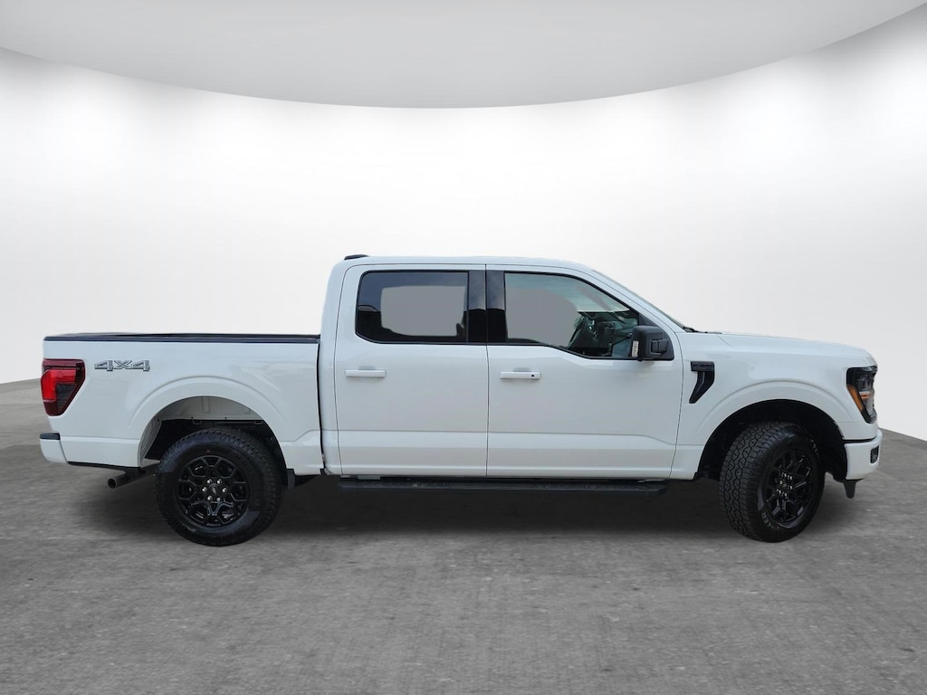 New 2026 Ford F-150 XLT Truck SuperCrew Cab