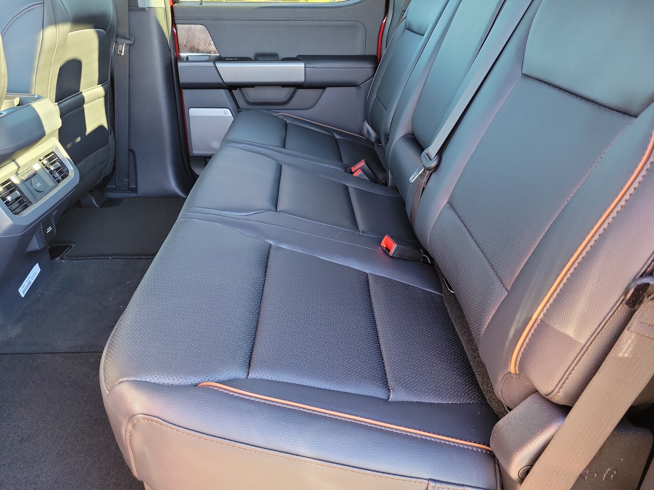 2026 Ford F-350 Super Duty Lariat - Photo 16