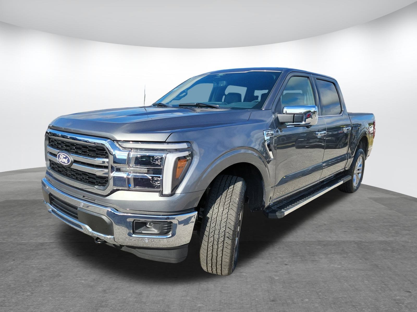 2025 Ford F-150 Lariat photo 3
