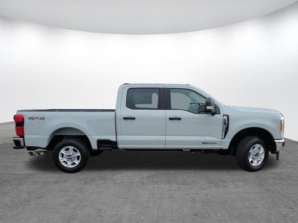 New 2026 Ford F-250 Truck Crew Cab