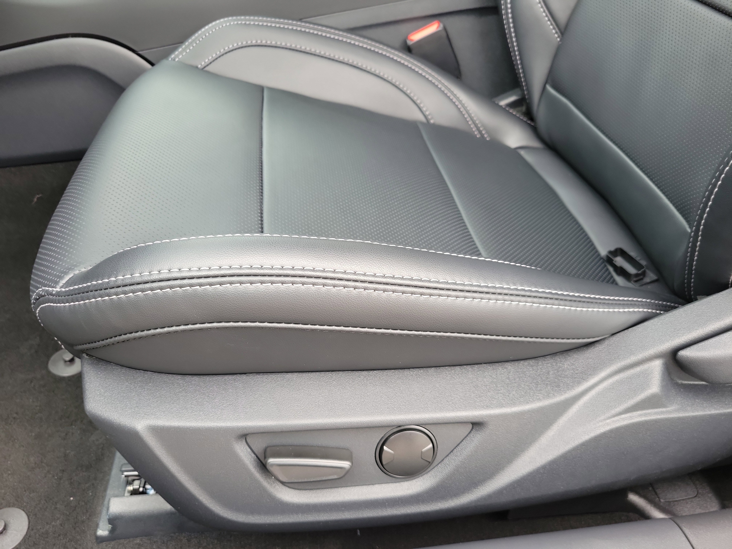 2025 Ford Mustang GT Premium Convertible - Photo 12