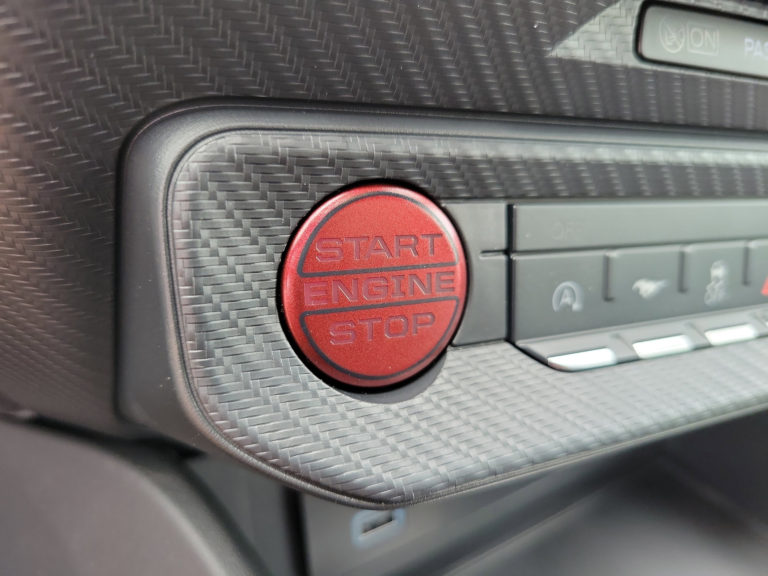 2025 Ford Mustang GT Premium Convertible - Photo 21