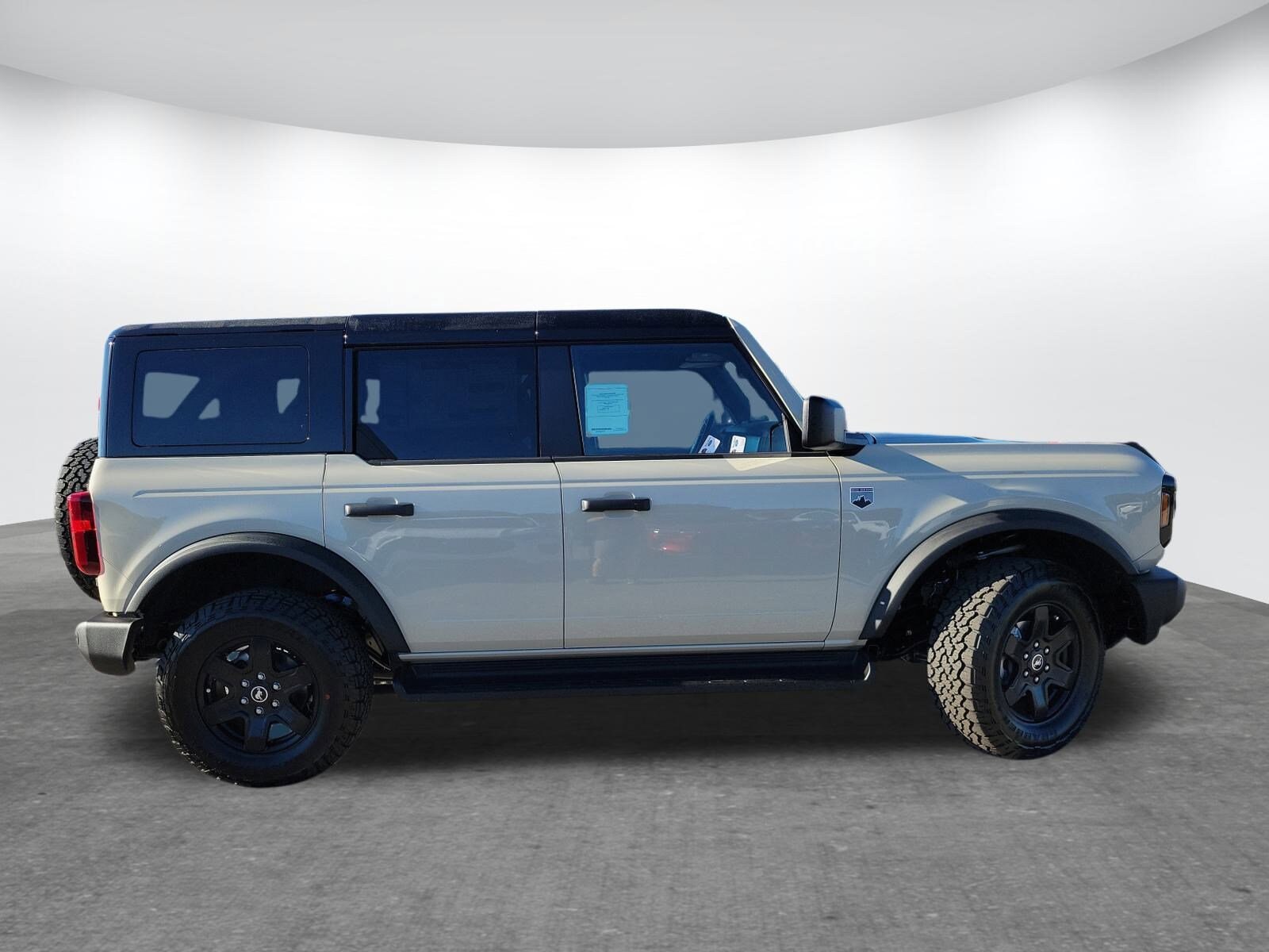 2025 Ford Bronco Big Bend photo 4