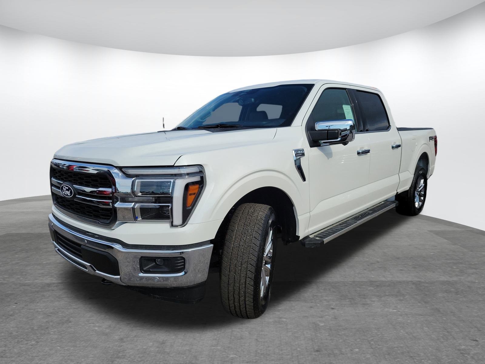 2025 Ford F-150 Lariat photo 2