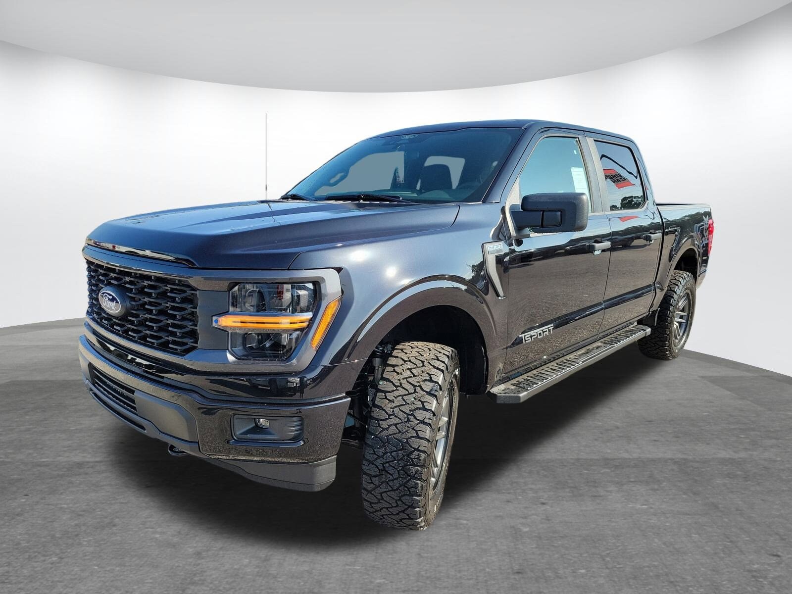 2025 Ford F-150 STX photo 3