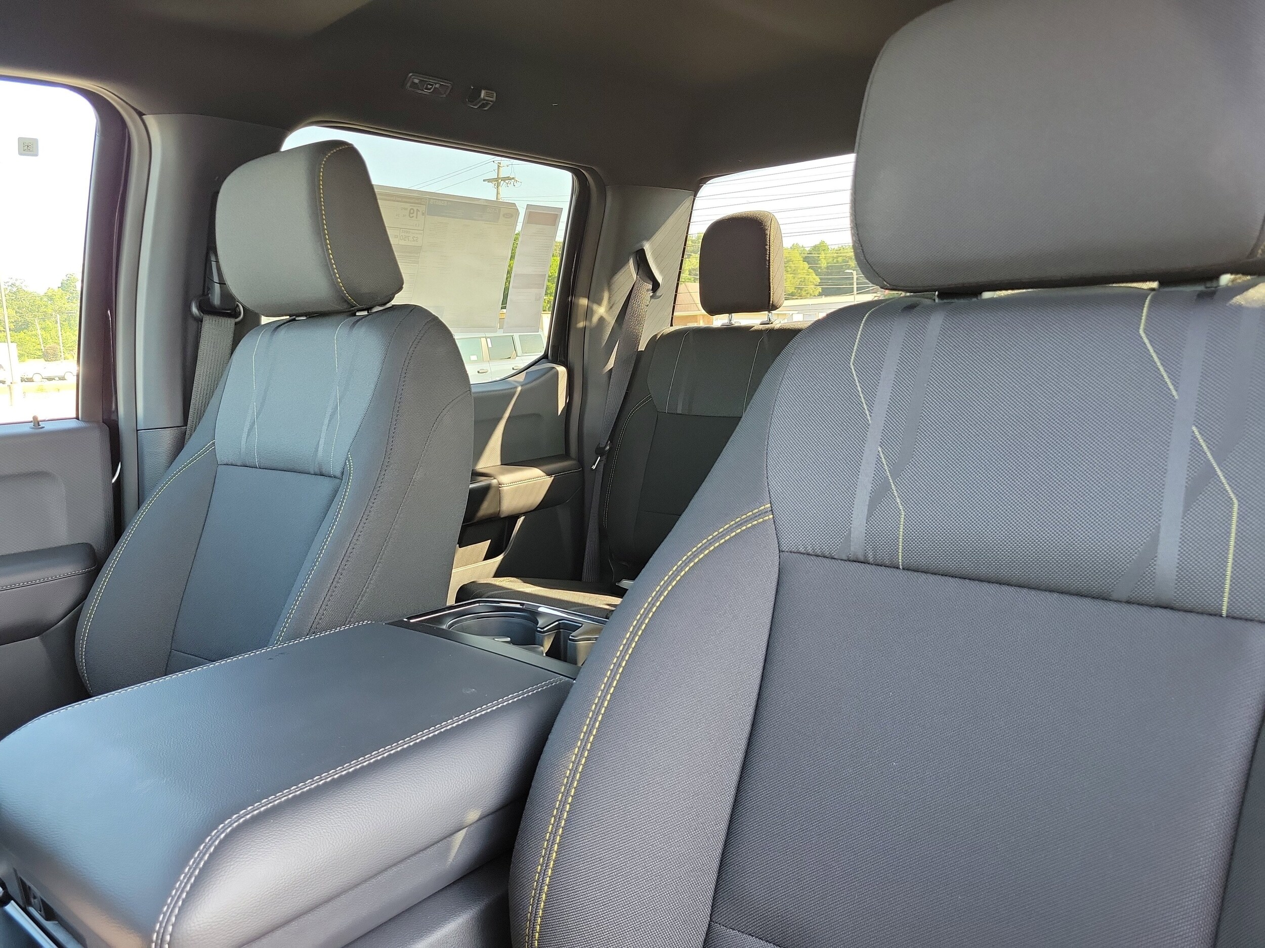 2025 Ford F-150 STX - Photo 14
