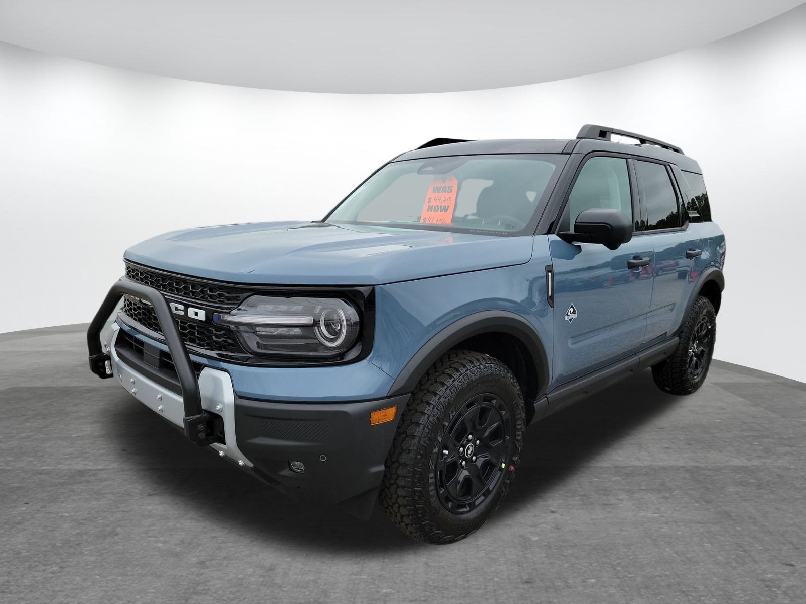 2025 Ford Bronco Sport Outer Banks photo 3