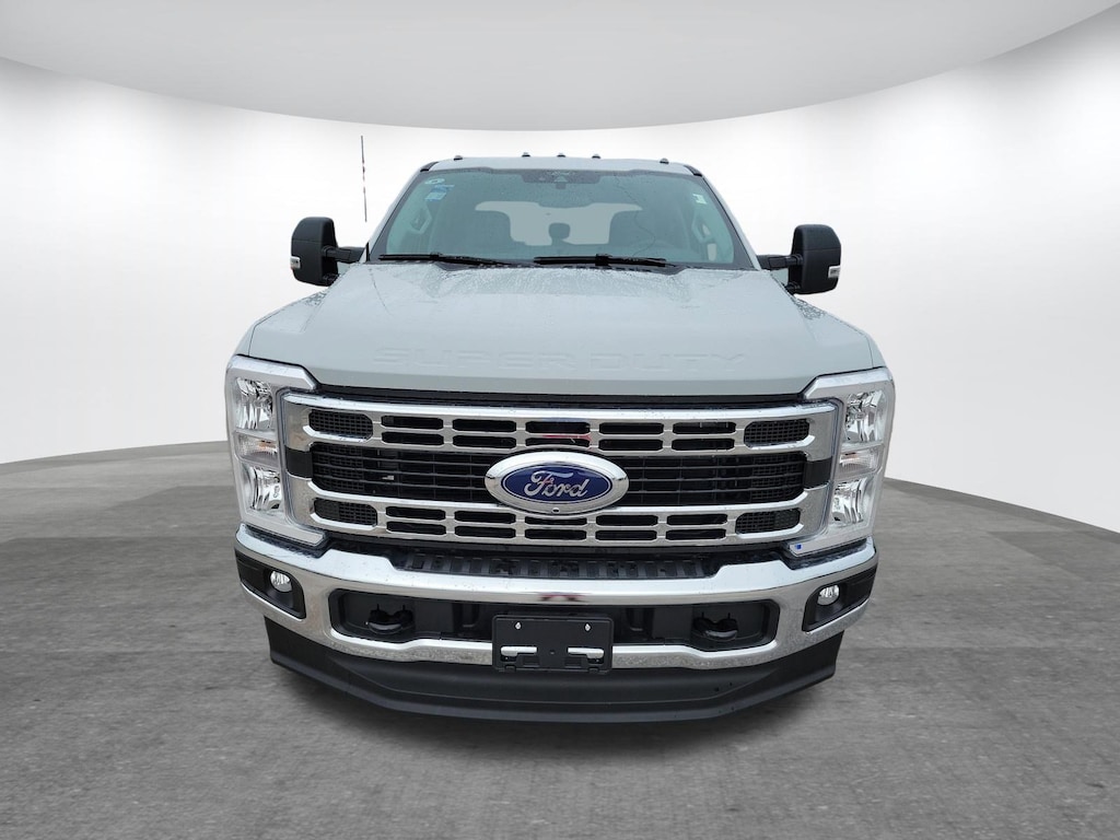 New 2026 Ford F-250 Truck Crew Cab