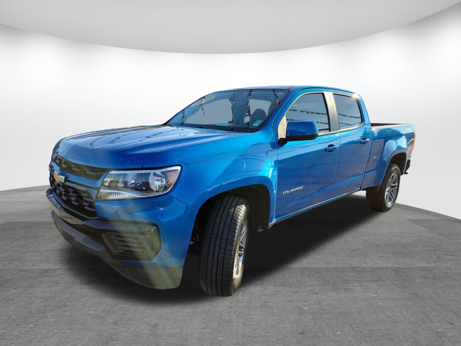 2022 Chevrolet Colorado Work Truck photo 2