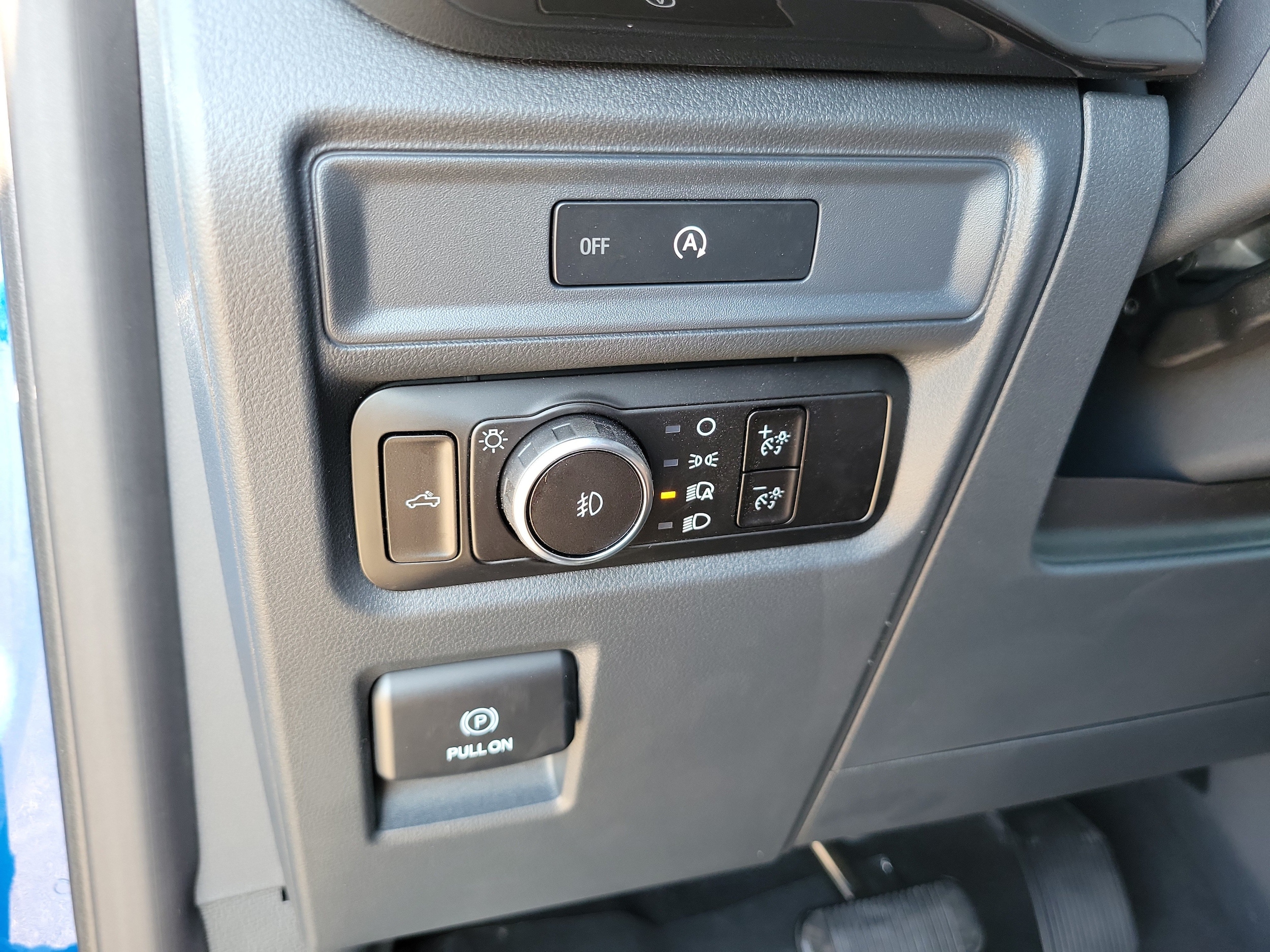 2025 Ford F-150 STX - Photo 31