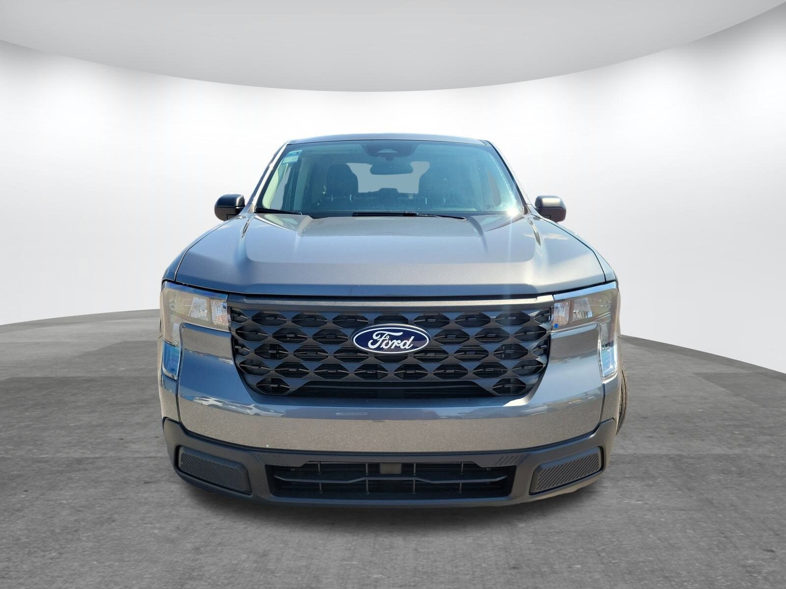 2025 Ford Maverick XL photo 2