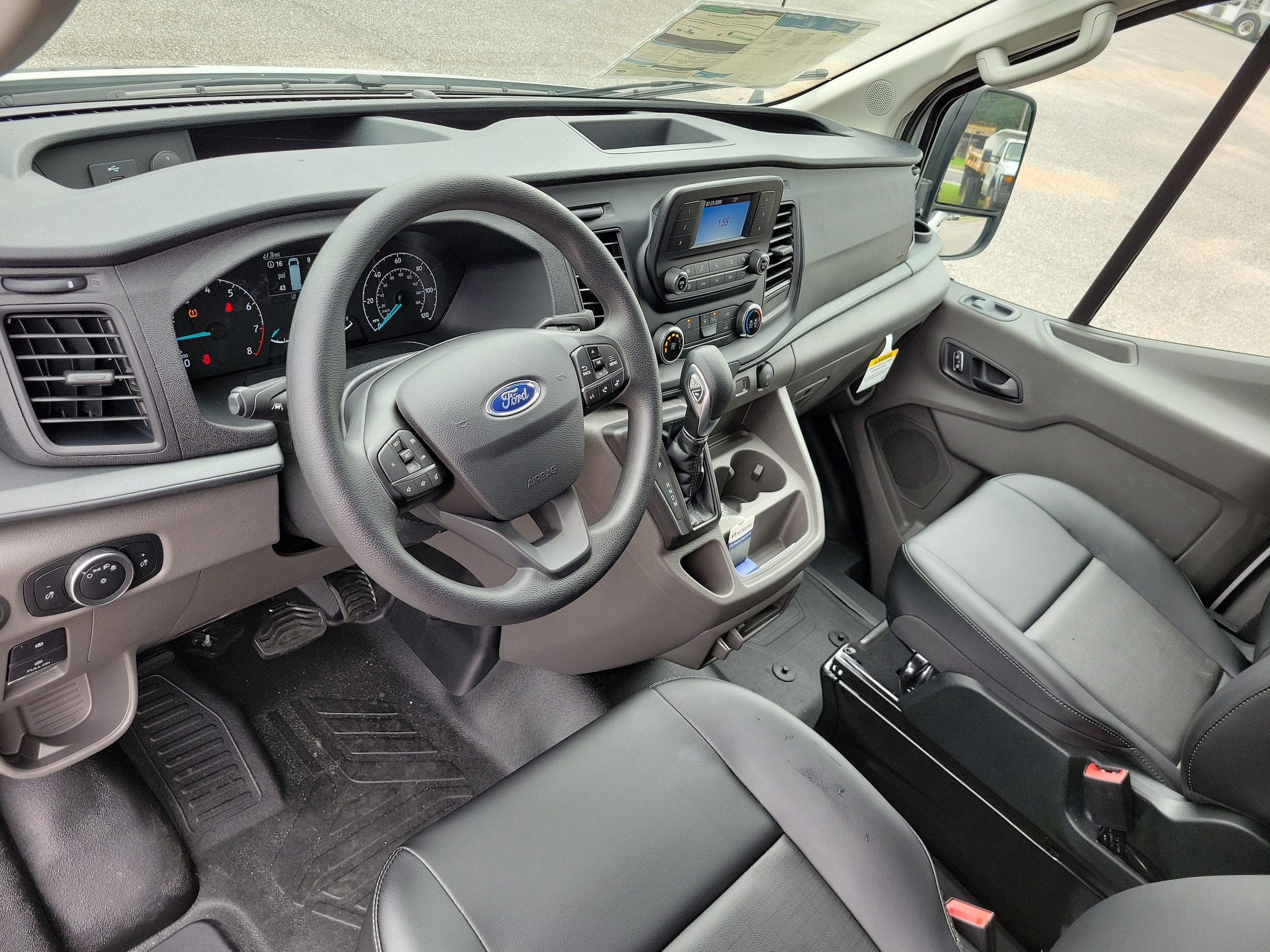 2025 Ford Transit Van Base - Photo 13