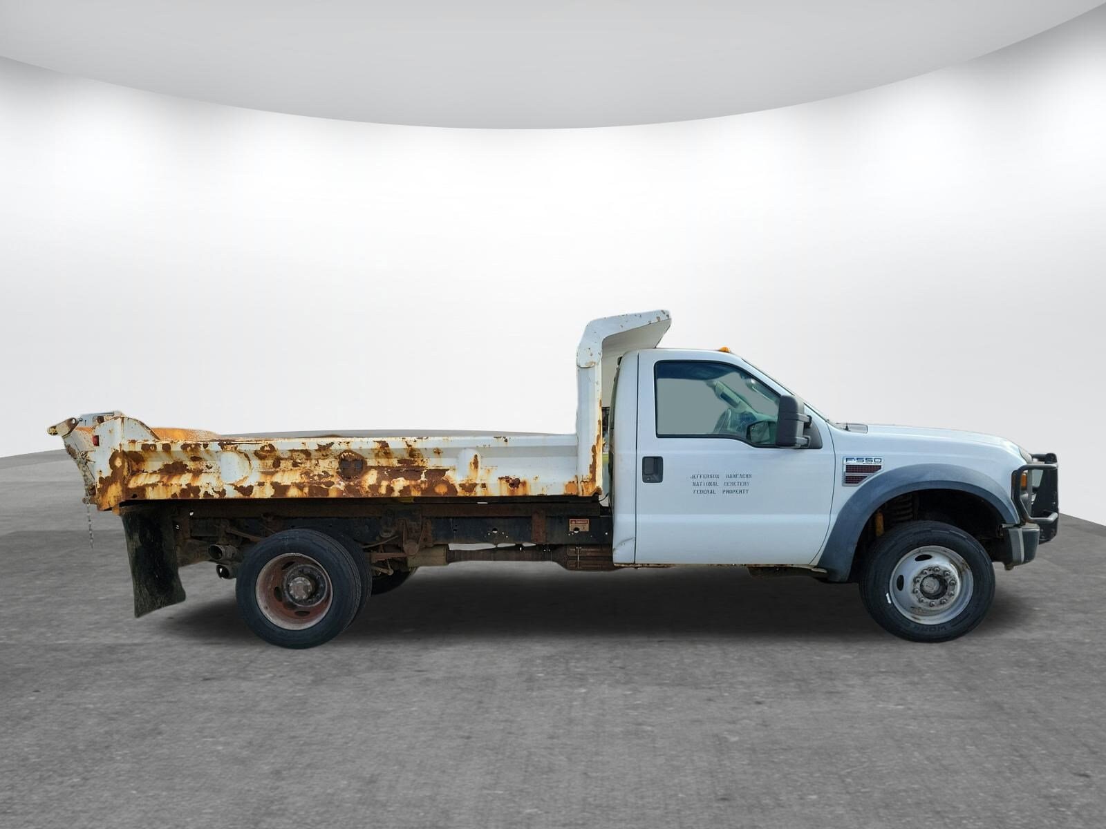 2009 Ford F-550 photo 4