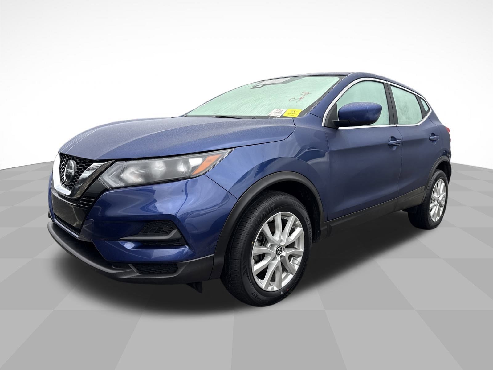 2021 Nissan Rogue Sport S's photo
