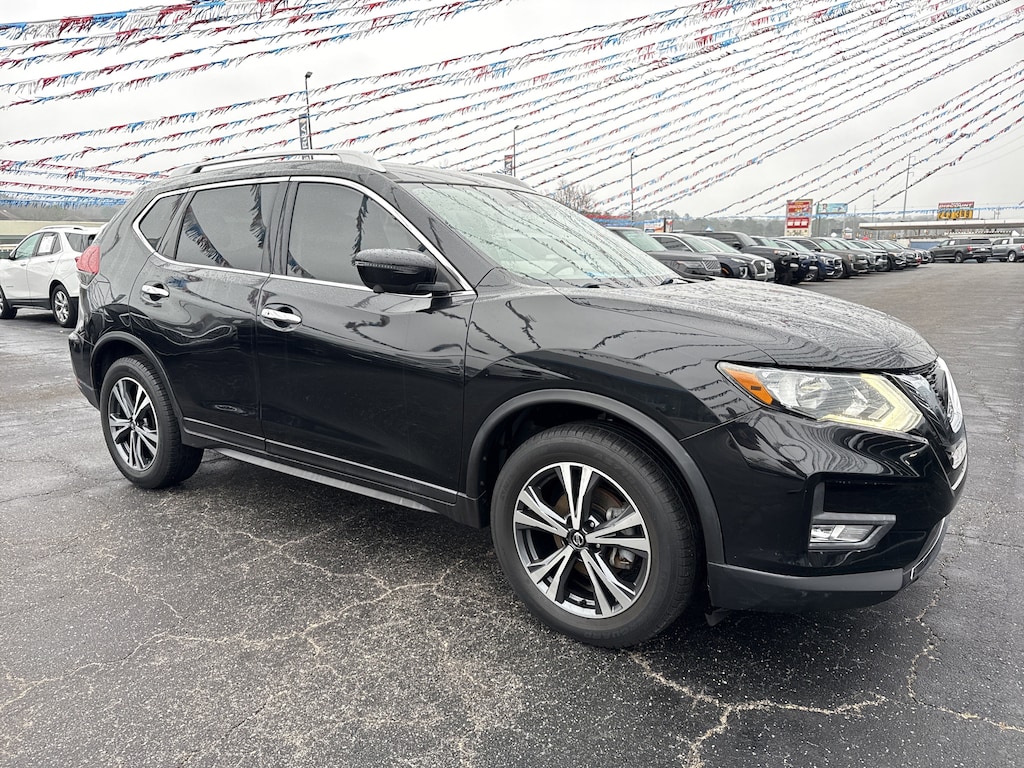 Used 2019 Nissan Rogue SV SUV