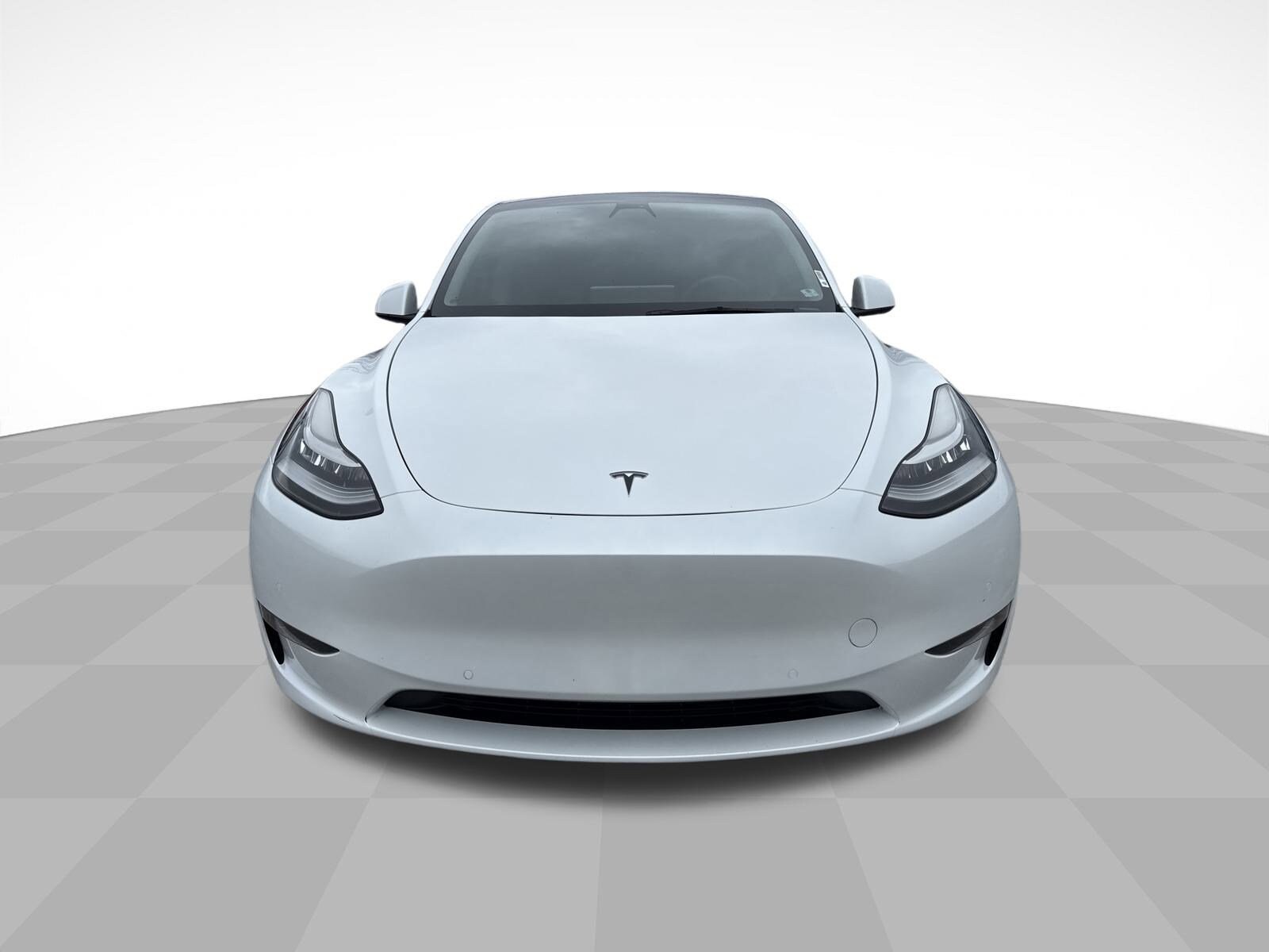 2022 Tesla Model Y Long Range photo 2