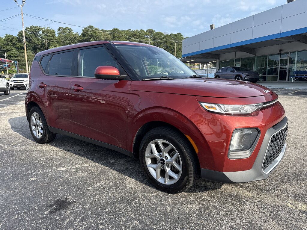 Used 2022 Kia Soul LX Crossover