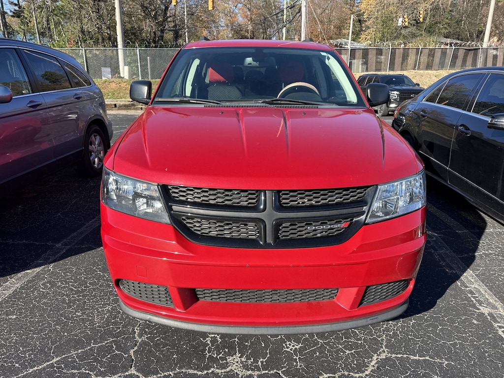 Used 2018 Dodge Journey SE