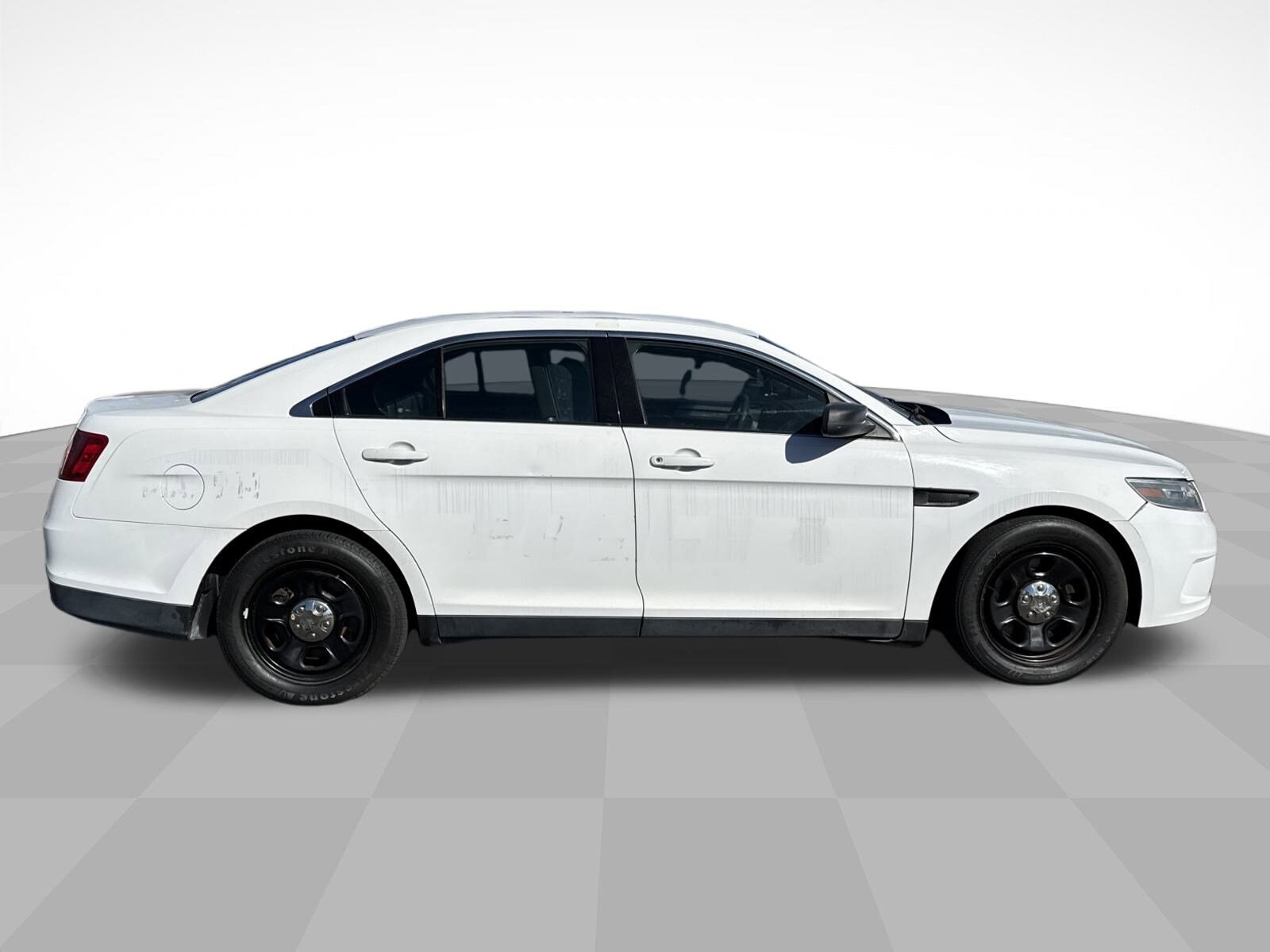 2017 Ford Taurus photo 4