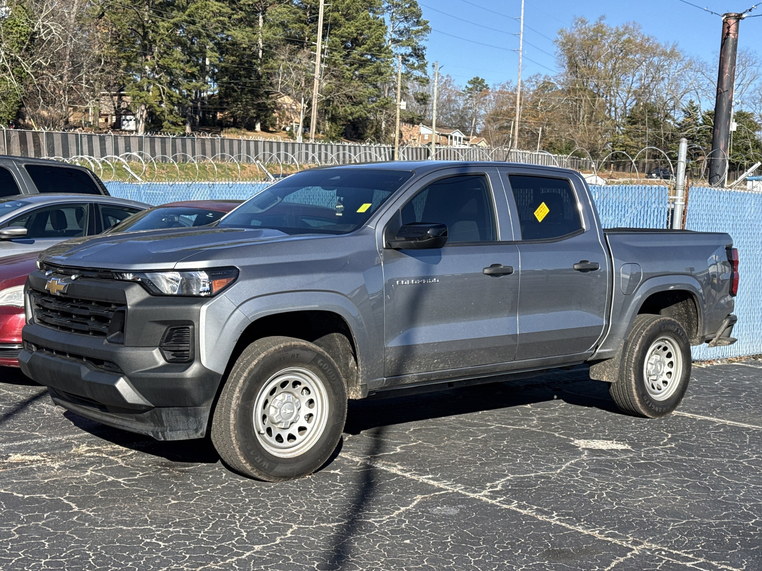 2024 Chevrolet Colorado Work Truck's photo
