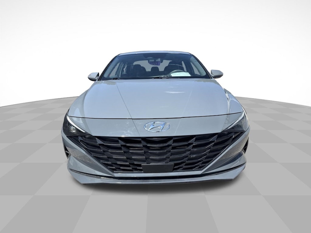 Used 2023 Hyundai Elantra SEL Sedan