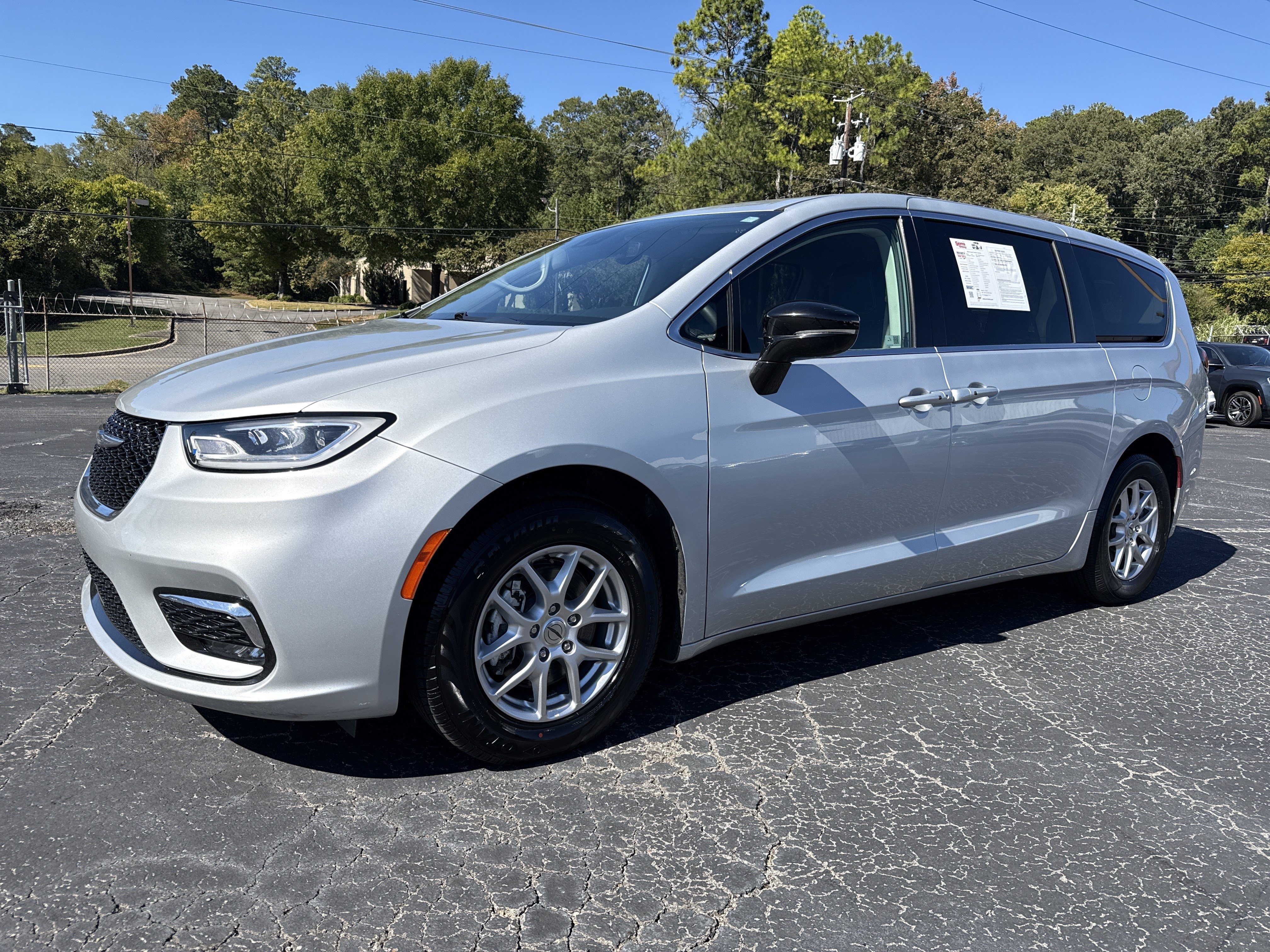  Chrysler Pacifica