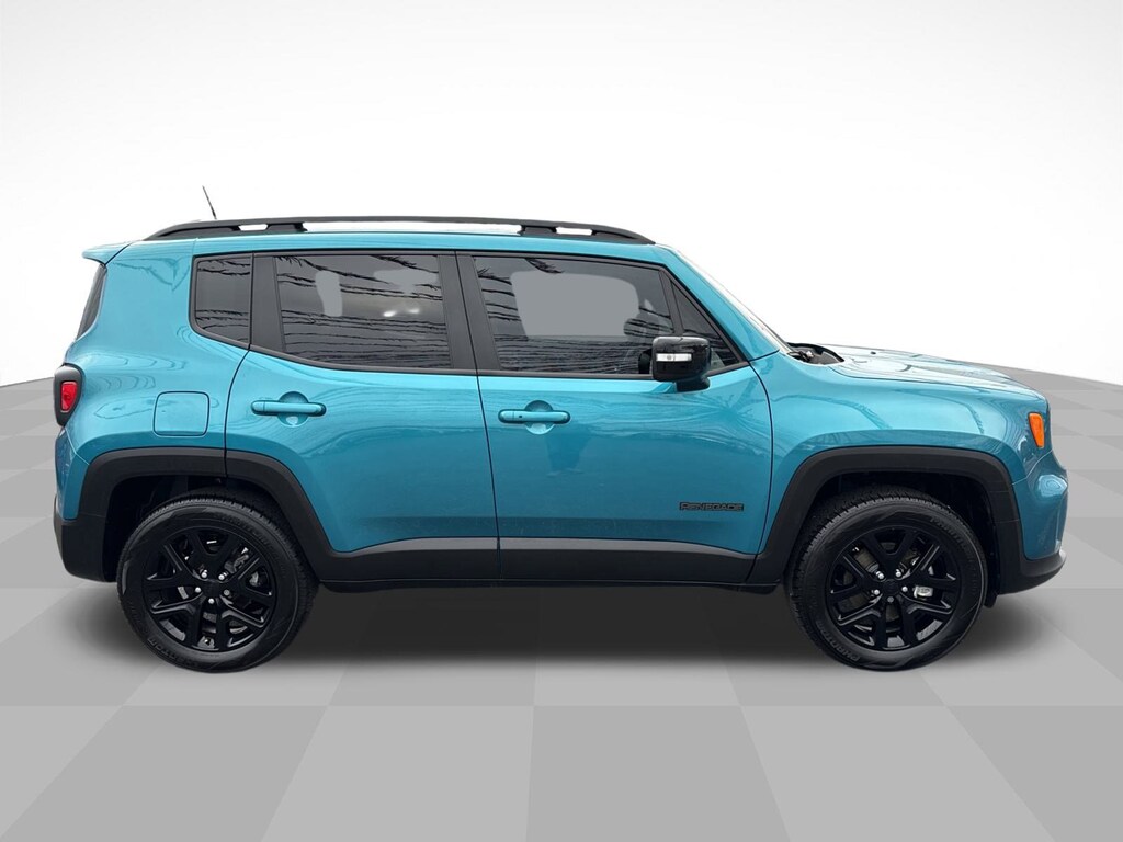 Used 2022 Jeep Renegade Altitude 4x4 SUV