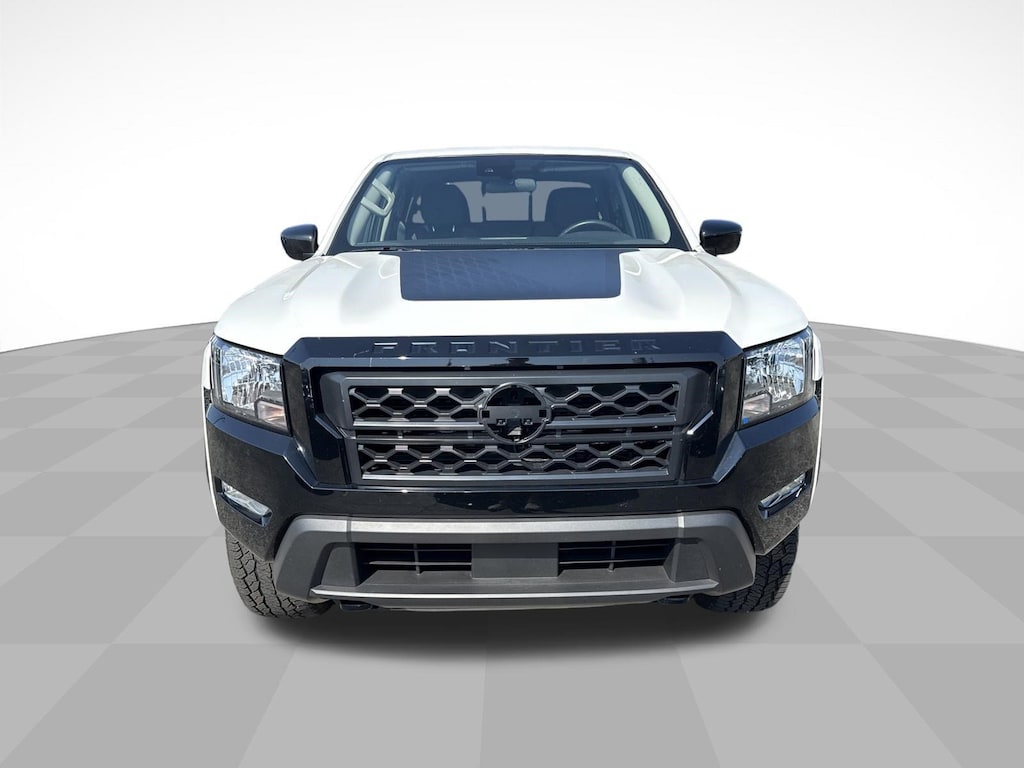 Used 2024 Nissan Frontier Crew Cab SV 4x4 Truck