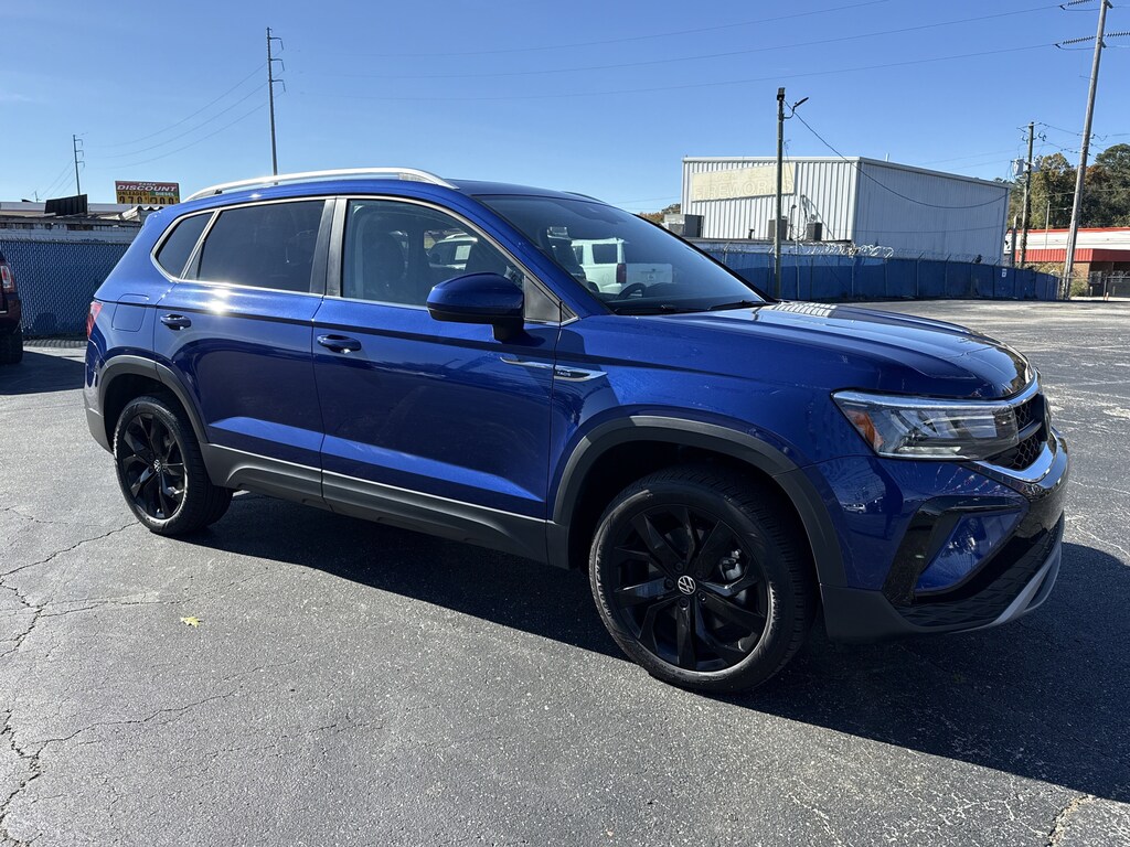 Used 2024 Volkswagen Taos 1.5T SE SUV
