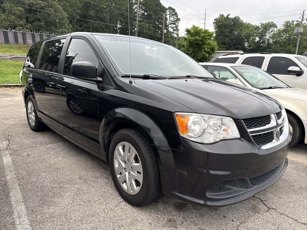 Used 2018 Dodge Grand Caravan SE