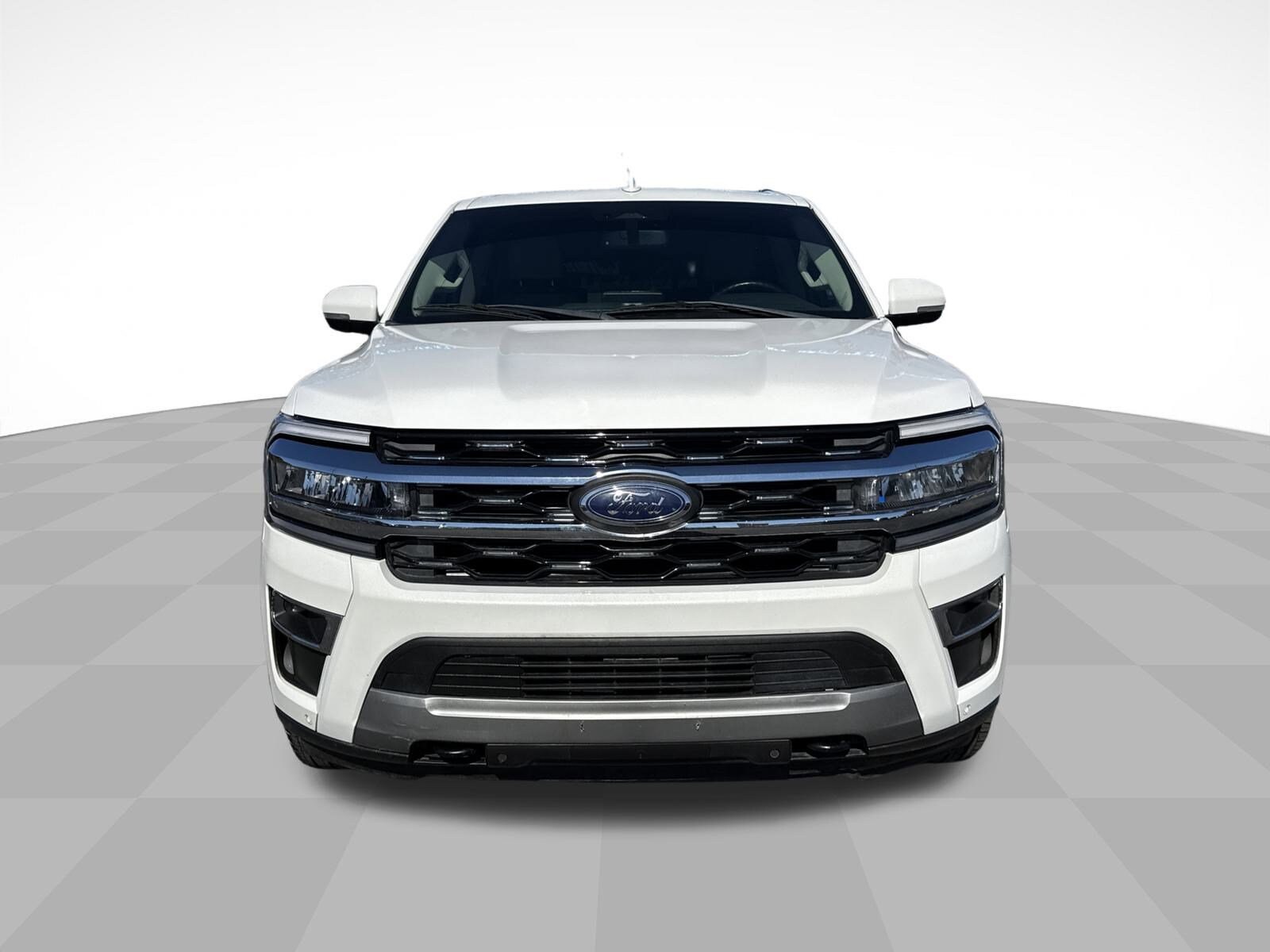 2022 Ford Expedition Limited MAX photo 2