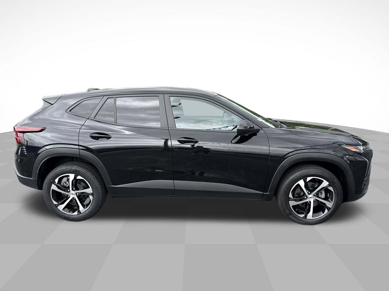 2024 Chevrolet Trax photo 4