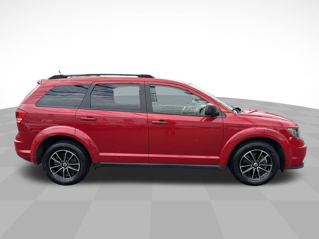 Used 2018 Dodge Journey SE