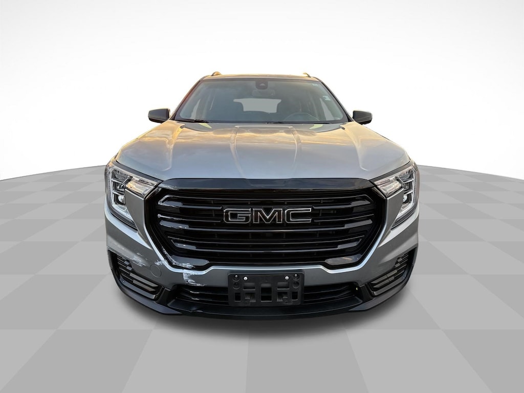 Used 2024 GMC Terrain SLE SUV