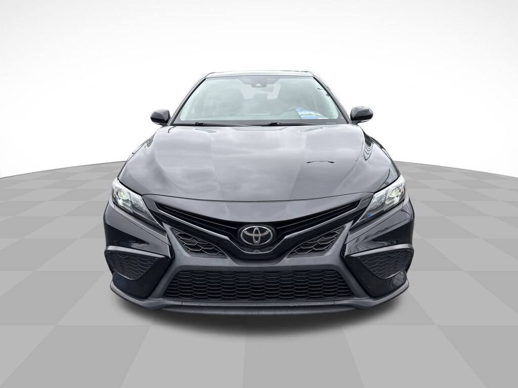 Used 2022 Toyota Camry SE AWD Sedan
