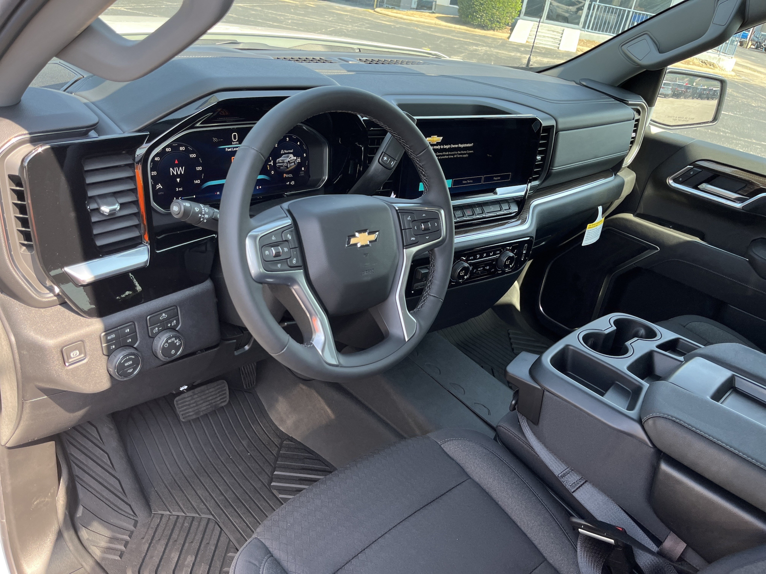 2026 Chevrolet Silverado 1500 LT - Photo 10