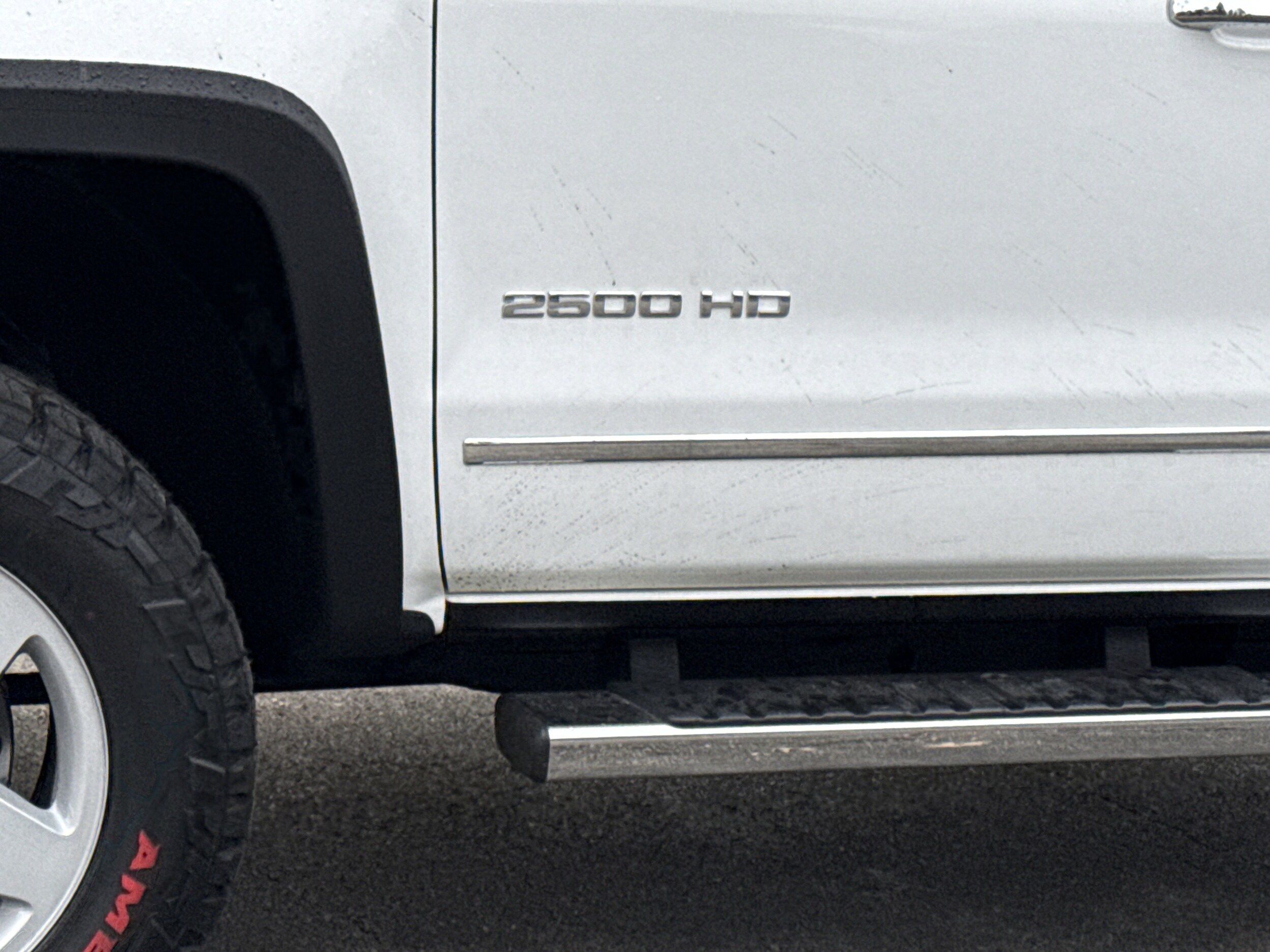 2015 Chevrolet Silverado 2500HD LTZ photo 3