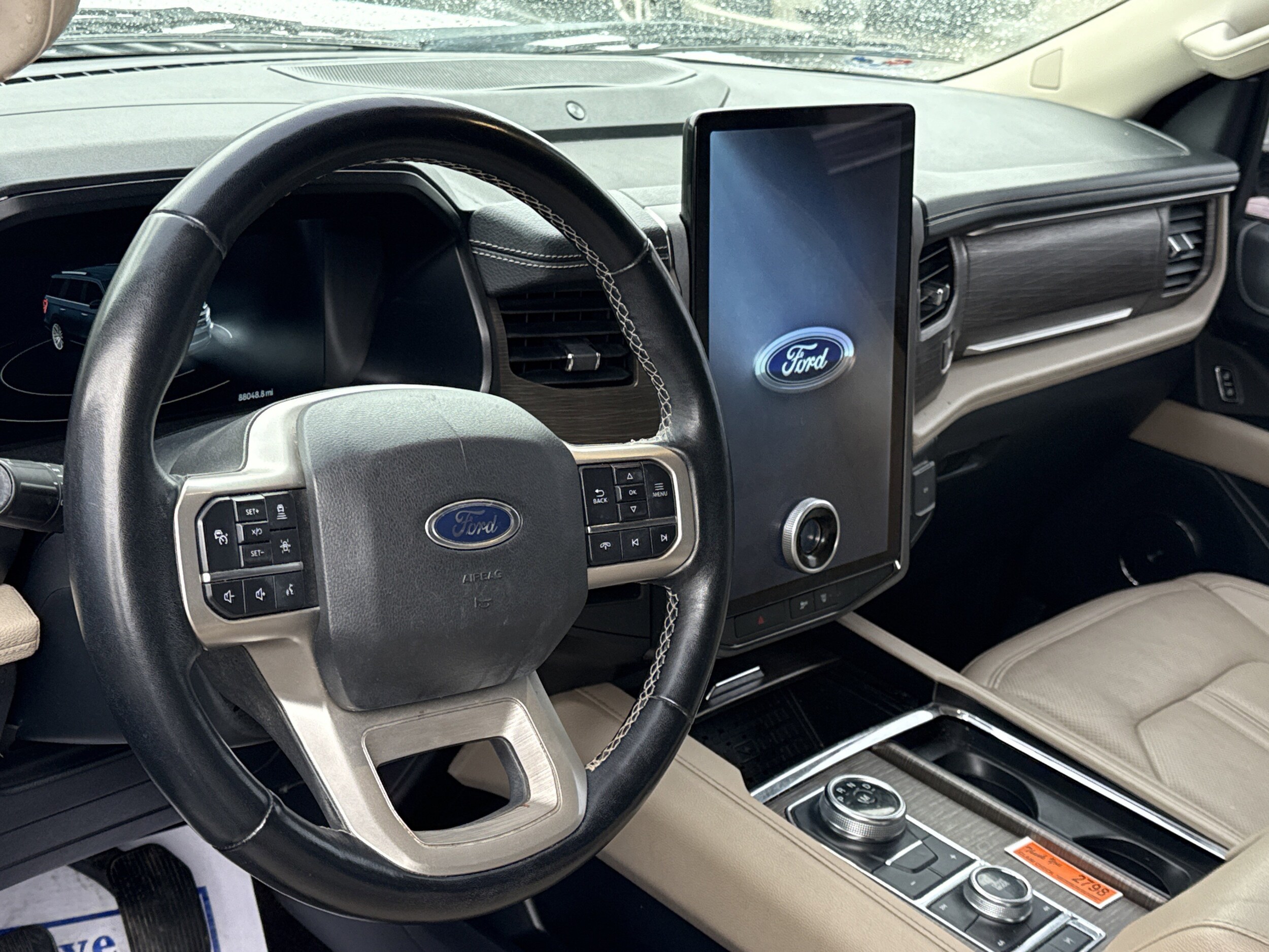 2022 Ford Expedition Limited MAX photo 4