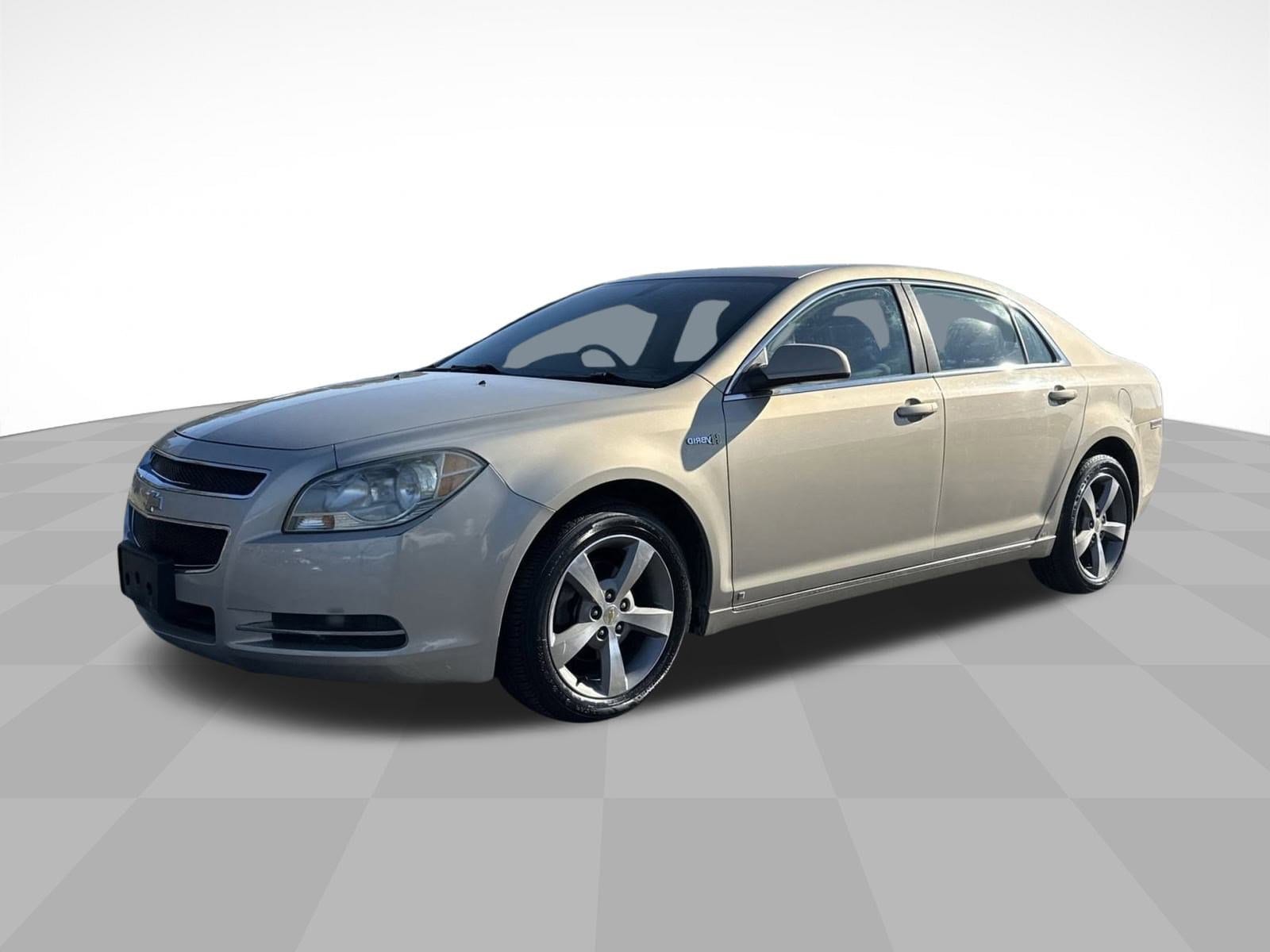 2010 Chevrolet Malibu Hybrid's photo