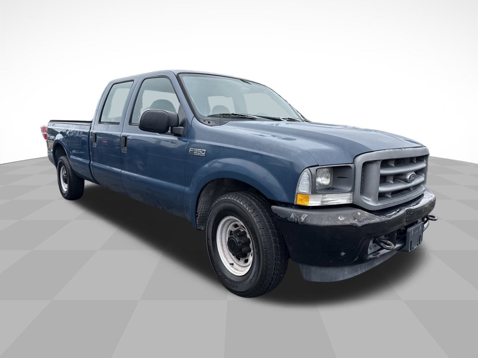 2002 Ford F-350 XL photo 3
